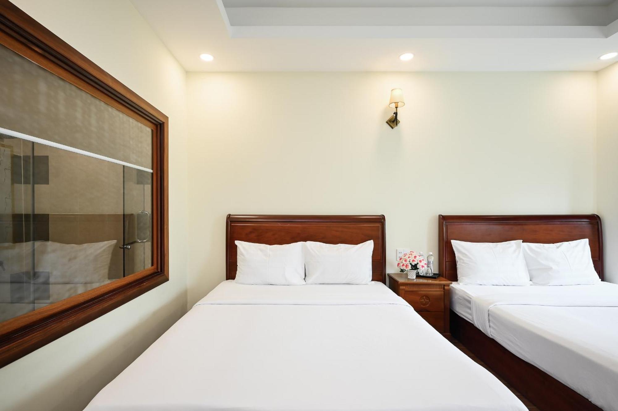 Red Sun Airport Saigon Hotel Ho Chi Minh-staden Exteriör bild