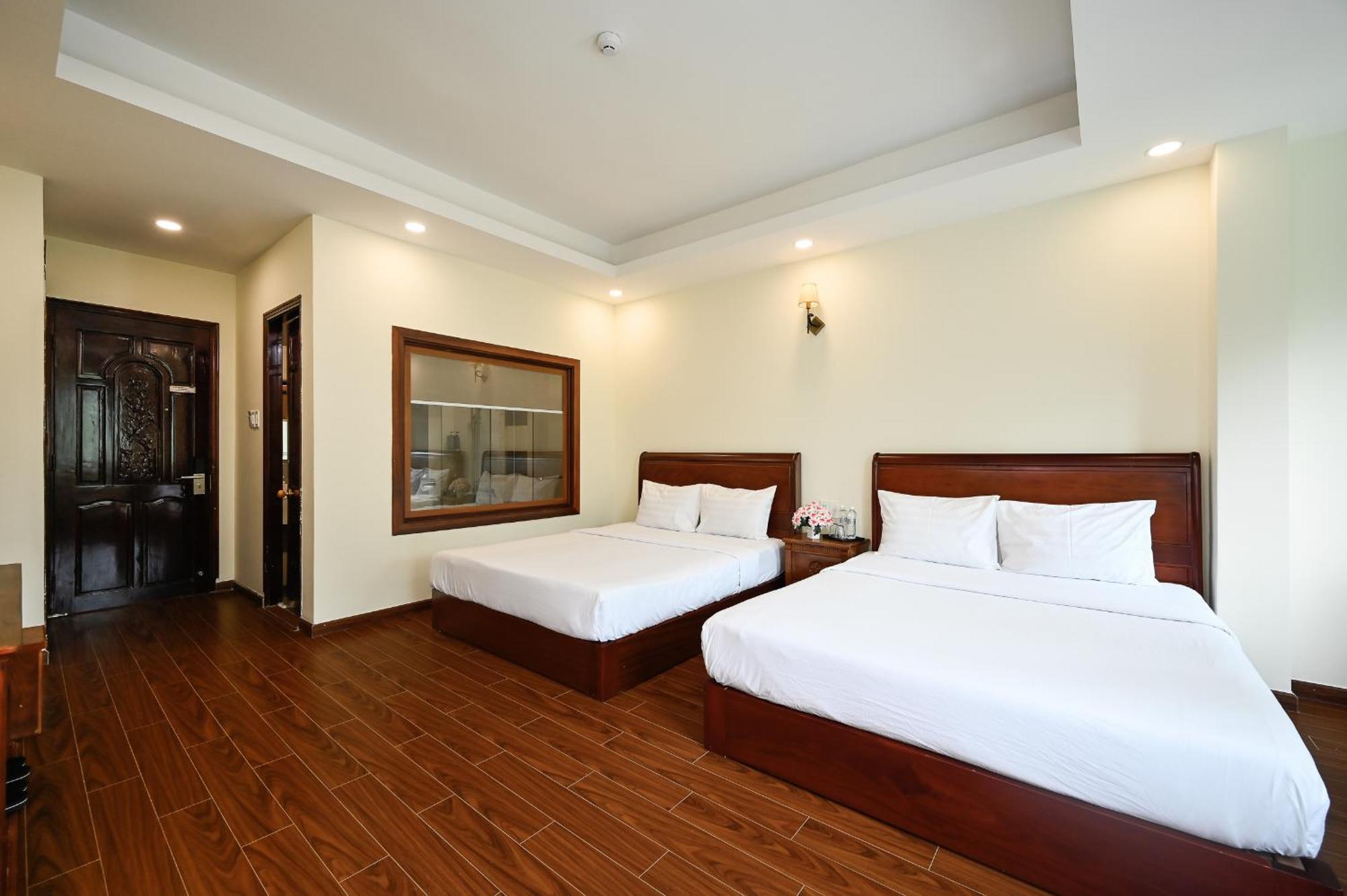 Red Sun Airport Saigon Hotel Ho Chi Minh-staden Exteriör bild